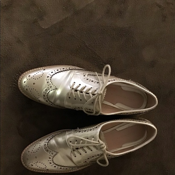 Zara Shoes - ZARA WOMAN’S Gold Platform Wingtip Oxfords